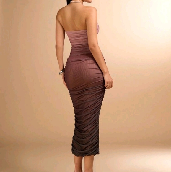 Women Elegant Minimalist Gradient Print Bodycon Midi Dress With Ruche Detail - Picture 4 of 4